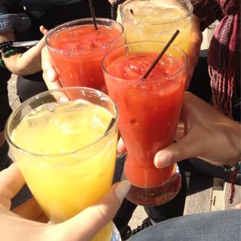 Giovanni's Brooklyn Eats - Mimosas and bloody Marys at an unlimited brunch - Italian Near Me - Brooklyn, New York