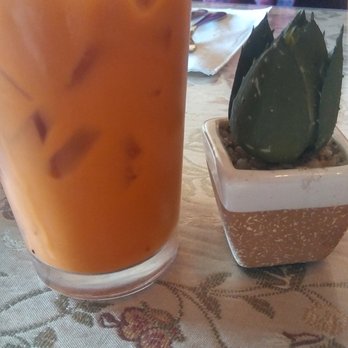 Lynn's Thai Restaurant - Thai Near Me - Cotati, California Lynn's Thai Restaurant - Thai Near Me - Cotati, California