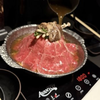 Sumo Hotpot and Sushi - Wagyu beef fountain - Sushi Bars Near Me - Las Vegas, Nevada Sumo Hotpot and Sushi - Wagyu beef fountain - Sushi Bars Near Me - Las Vegas, Nevada