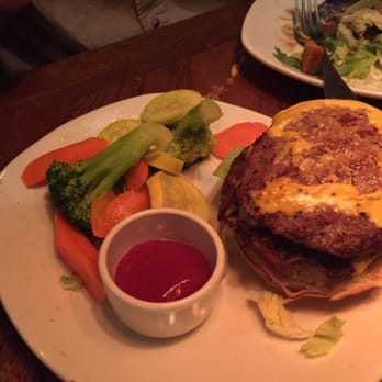 Outback Steakhouse - Steakhouses Near Me - Bayside, New York