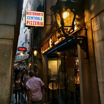 Ristorante Centrale - The sign may make you think it's an old grungy restaurant, but it's a clean MODERN establishment. - Venetian Near Me - Venezia, VE Ristorante Centrale - The sign may make you think it's an old grungy restaurant, but it's a clean MODERN establishment. - Venetian Near Me - Venezia, VE
