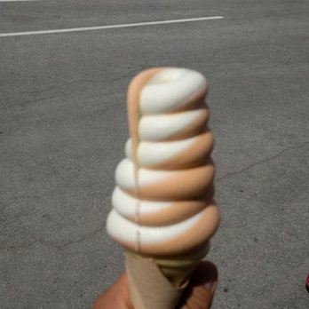 Canteen Creemee - Burgers Near Me - Waitsfield, Vermont