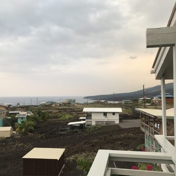 Cottage with a View - View looking over at the Jewel - Guest Houses Near Me - Captain Cook, Hawaii