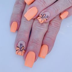 S&S Nails Spa - Pumpkin design
