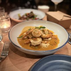 Pusadee's Garden - Grilled shrimp and Penang curry