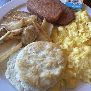 Kihei Caffe Lahaina - Breakfast & Brunch Near Me - Lahaina, Hawaii Kihei Caffe Lahaina - Breakfast & Brunch Near Me - Lahaina, Hawaii