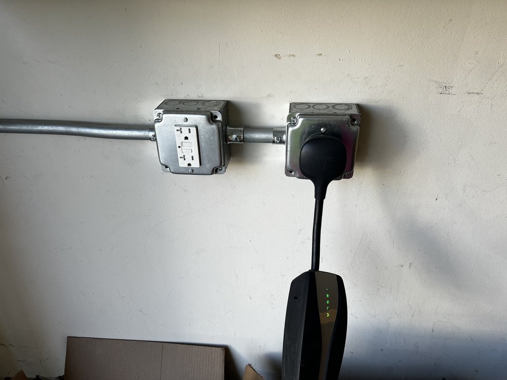 Slide of Intravolt Electric