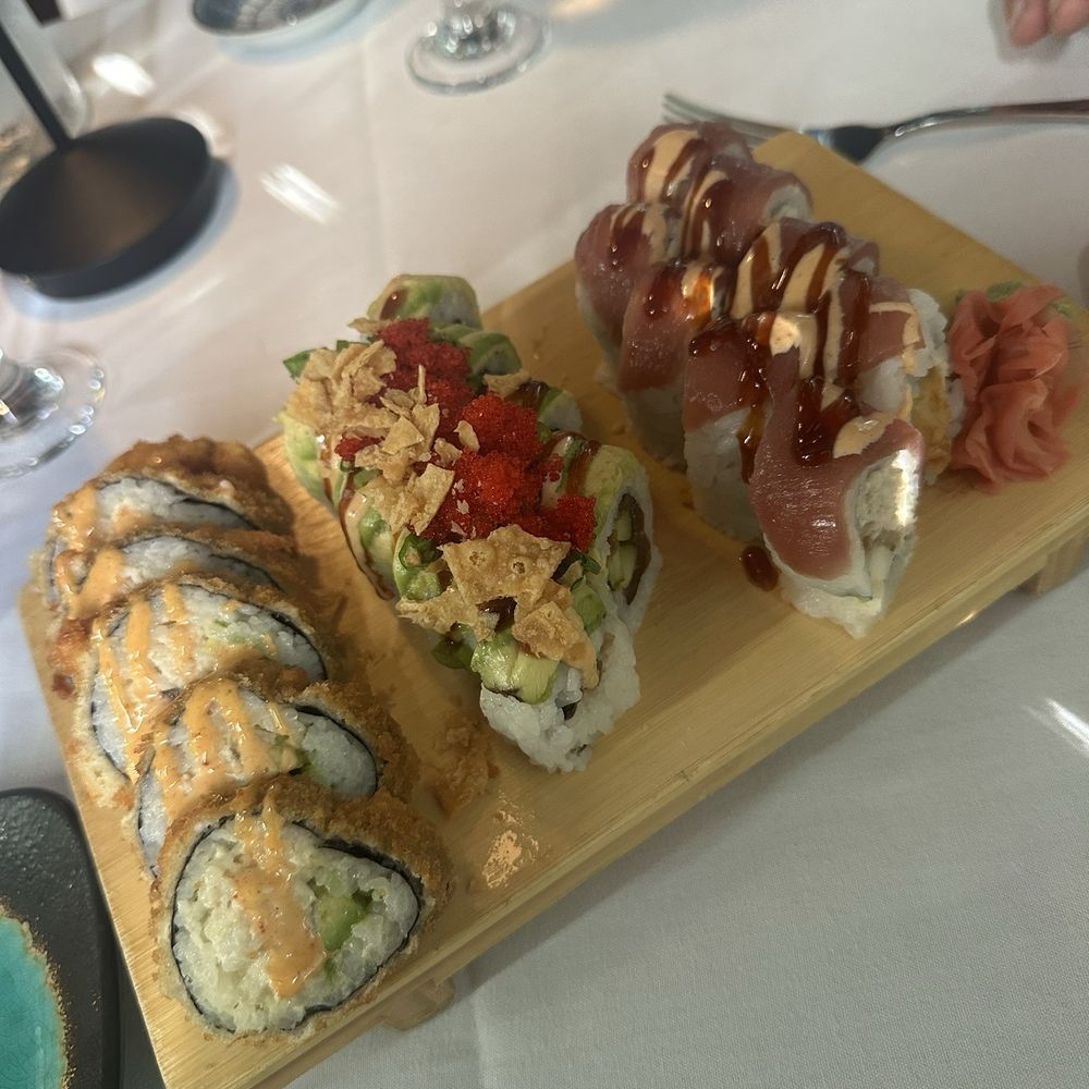 Kaiyo Grill & Sushi - Crunchy Roll, Red Dragon Roll, Blue Marlin Roll - Sushi Bars Near Me - Islamorada, Florida Kaiyo Grill & Sushi - Crunchy Roll, Red Dragon Roll, Blue Marlin Roll - Sushi Bars Near Me - Islamorada, Florida