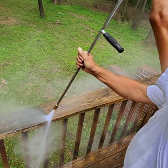 Premium Cleaning DMV - deck Pressure Washing in Lutherville-Timonium, MD - Window Washing Near Me