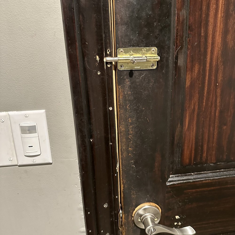 Hecks - Bathroom latch! Luckily the door lock works! - Breakfast & Brunch Near Me - Cleveland, Ohio
