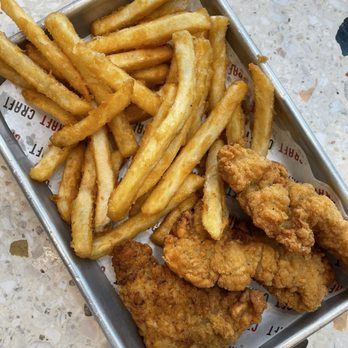 CRAFT Midtown - Kids meal tenders & fries - Pizza Near Me - Miami, Florida
