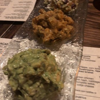 Mercadito - Guacamole: traditional, mango and with cheese - Mexican Near Me - Chicago, Illinois