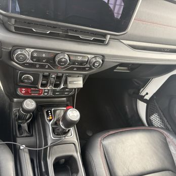 Berwyn Auto Spa - Sparkling Clean - Car Wash Near Me - Berwyn, Illinois Berwyn Auto Spa - Sparkling Clean - Car Wash Near Me - Berwyn, Illinois