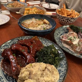 The Fly Trap - Roasted BBQ Pork Ribs, House Made Gnocchi, Rigatoni, Risotto - Bars Near Me - San Francisco, California The Fly Trap - Roasted BBQ Pork Ribs, House Made Gnocchi, Rigatoni, Risotto - Bars Near Me - San Francisco, California
