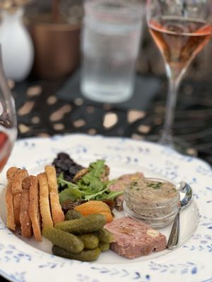 La Nouvelle Bistro by null