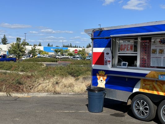 Winston's British Fish N Chips by null