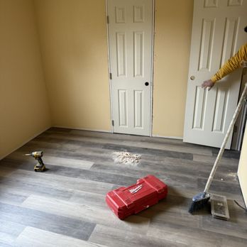 Sanchez Real Estate Contractor - Install new flooring n doors - Flooring Near Me