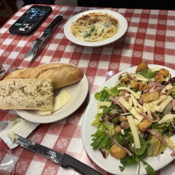 Luigi's - Salad, Bread and mini pasta - Italian Near Me - Bakersfield, California Luigi's - Salad, Bread and mini pasta - Italian Near Me - Bakersfield, California