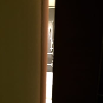 Hyatt Regency Chicago - This bathroom door in our room was FULLY closed in this picture. That's how much privacy you get. It's pretty dumb. - Hotels Near Me - Chicago, Illinois Hyatt Regency Chicago - This bathroom door in our room was FULLY closed in this picture. That's how much privacy you get. It's pretty dumb. - Hotels Near Me - Chicago, Illinois