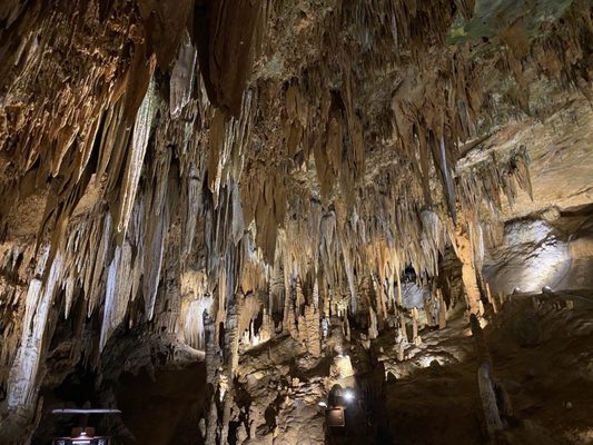 Luray Caverns by null