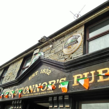 Gus O'Connor's - Front Entrance - Pubs Near Me - Doolin, CE Gus O'Connor's - Front Entrance - Pubs Near Me - Doolin, CE