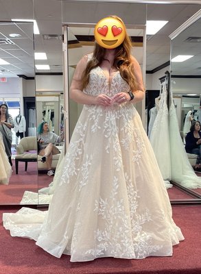 Alyssa's Bridal & Tuxedo