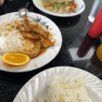 Sasi's Thai Restaurant - Orange Chicken, Yellow Curry, Golden noodles - Thai Near Me - Brownsville, Texas Sasi's Thai Restaurant - Orange Chicken, Yellow Curry, Golden noodles - Thai Near Me - Brownsville, Texas