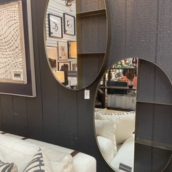 Oval shelf mirror