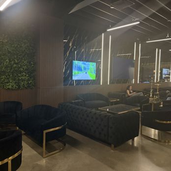 The Palm Lounge - Nicely decorated and very clean interior - Hookah Bars Near Me - Los Angeles, California