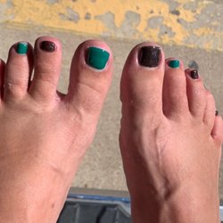 Lee’s Nail and Spa - Relaxing pedicure