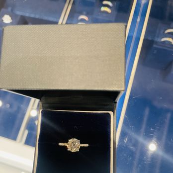 Blue Nile - Engagement ring - Jewelry Near Me - Scottsdale, Arizona Blue Nile - Engagement ring - Jewelry Near Me - Scottsdale, Arizona
