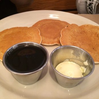 Bailey's Breakfast & Lunch - Pancakes - Breakfast & Brunch Near Me - Omaha, Nebraska