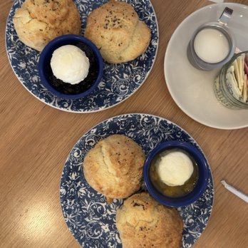 Tupelo Honey Southern Kitchen & Bar - Biscuits - New American Near Me - Irving, Texas