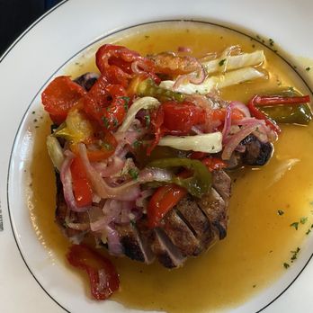 Wollensky Grill - New American Near Me - New York, New York