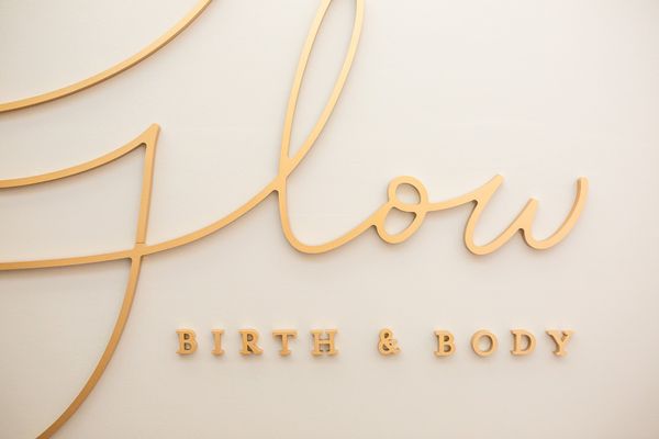 Glow Birth & Body by null