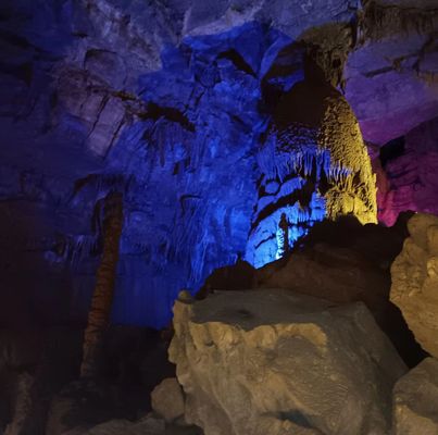 Lost World Caverns by null