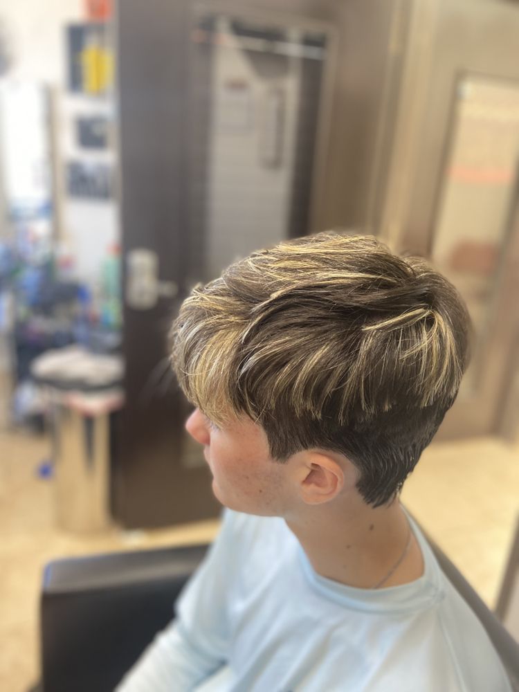 Hair By Anahita Logo