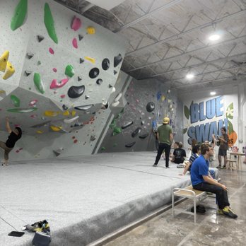Blue Swan Boulders - More walls - Gyms Near Me - Orlando, Florida