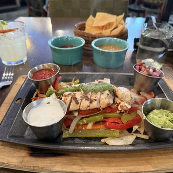 Dos Olas Cantina - Chicken fajitas - Beer, Wine & Spirits Near Me - Park City, Utah