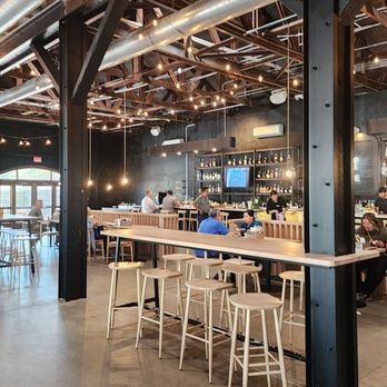 Horn Barbecue - Large dinning room - Barbeque Near Me - Elk Grove, California