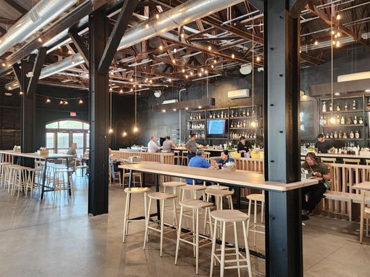 Slow & Low Smokehouse by null