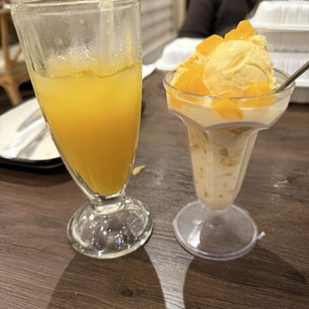 Max's Restaurant - Glendale - Mango Juice and mango coco jelly dessert - Filipino Near Me - Glendale, California