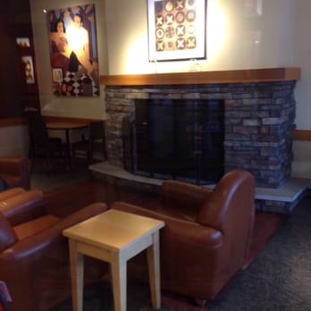 Panera Bread - Cozy sitting area - Sandwiches Near Me - Pleasant Hills, Pennsylvania