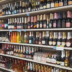 Bill's Liquor