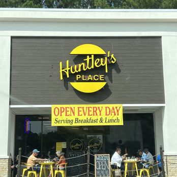 Huntley's Place - Front of building - Breakfast & Brunch Near Me - Virginia Beach, Virginia Huntley's Place - Front of building - Breakfast & Brunch Near Me - Virginia Beach, Virginia