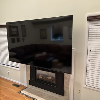 LCD Plasma Installations - TV installation - Electricians Near Me - Wolcott, Connecticut LCD Plasma Installations - TV installation - Electricians Near Me - Wolcott, Connecticut