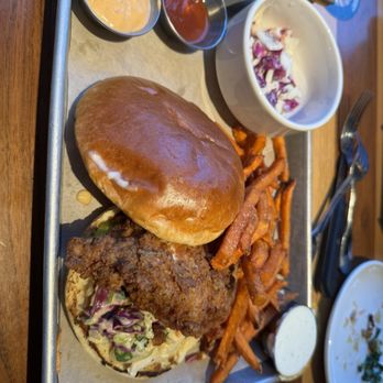 BJ's Restaurant & Brewhouse - BJ's Kickin' Chicken Sandwich - Beer Bar Near Me - North Attleborough, Massachusetts