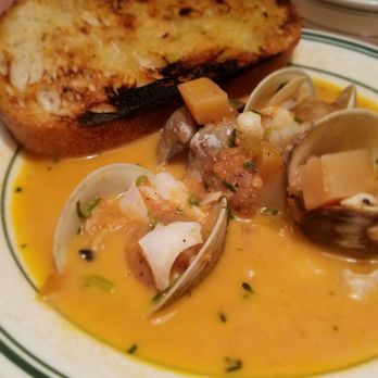Voyager - Manhattan clam chowder - Seafood Near Me - Ferndale, Michigan Voyager - Manhattan clam chowder - Seafood Near Me - Ferndale, Michigan