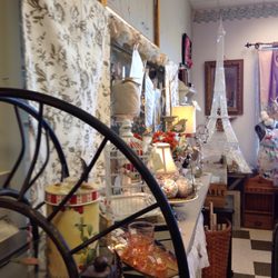 Confectionique - Love the interior