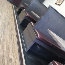 Mary’s Diner - Seating area